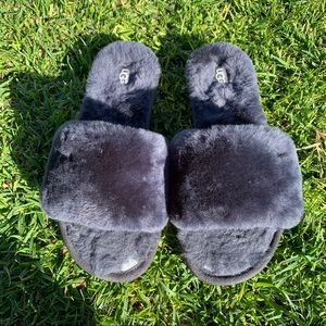 UGG 🔴 Slipper